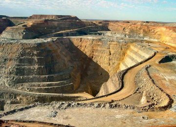 Angouran Mine Sets Extraction Record 