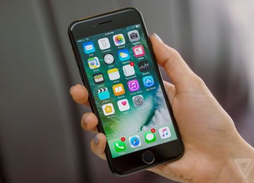 Apple acknowledged on Dec. 20 that iPhone software has the effect of slowing down some phones with battery problems.