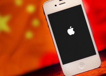 In recent years, hundreds of thousands of Apple devices were smuggled across the border into mainland China.