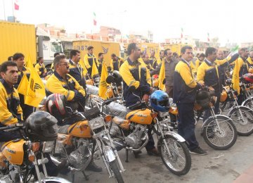 The services were unveiled at a ceremony in Tehran to mark World Post Day.