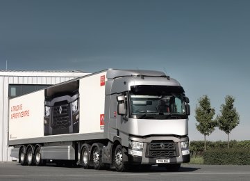Renault Trucks Dealer Unveils New Model 