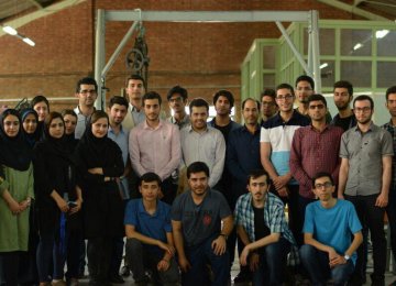Iran University Students Develop Solar Car