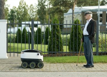 Robotics firms use sensors and lasers in a similar way to self-driving cars in order to navigate their routes.