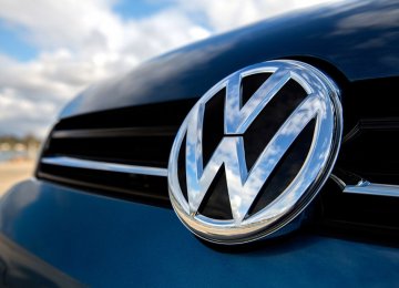 VW Chief Lobbyist Suspended Over Emission Tests on Monkeys