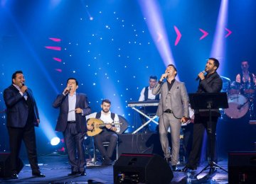 Ayhan to Perform With 3 Azeri Singers 