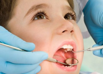 The clinic offer services to children from families who cannot afford visits to specialized dental clinics.