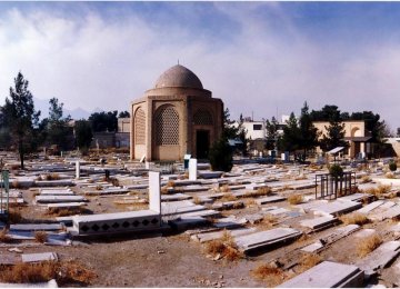 Epitaphs of Takht-Foulad Cemetery in New Book