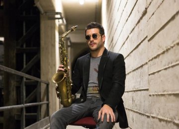 Italian Saxophonist to Perform in Tehran