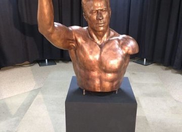 Takhti’s Bust Unveiled in Alabama