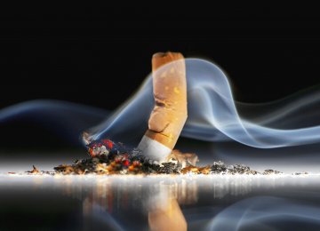It is estimated that, annually about 65,000 Iranians die due to smoking tobacco, either cigarettes or water pipes.
