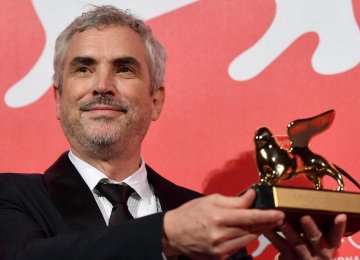 Alfonso Cuaron’s ‘Roma’ Wins Golden Lion  