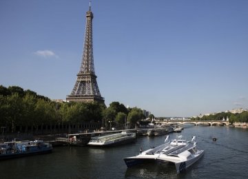 Since Wednesday, Eiffel Tower workers have been on strike .