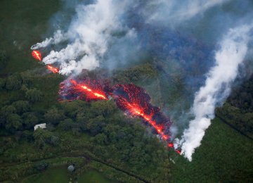 Volcano Costs Hawaii Travel Industry Millions