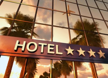 Definitive Persian Textbooks on Hotel Management Lacking 