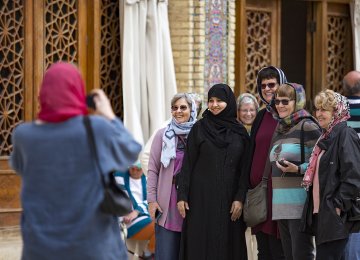 Incentives will be offered to Iranians overseas to encourage foreigners to visit the country.