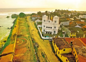 Sri Lanka Aims to Build   Travel Hub in South Asia