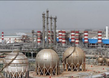 Wastewater From Petchem Zones Dumped in Persian Gulf