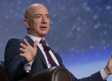 Amazon Sells $1b in Stock
