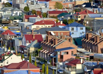 Australia’s Falling House Prices to Hurt Economy