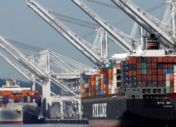 Canada Posts Trade Surplus