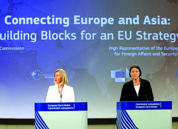 EU foreign affairs chief Federica Mogherinia (L) and Transport Commissioner Violeta Bulc present the proposal  for an EU strategy for connecting Europe and Asia.