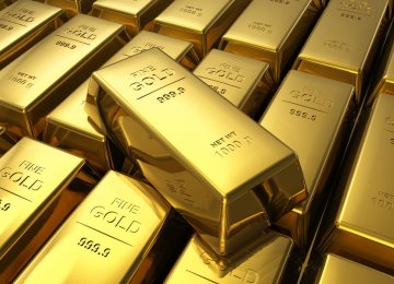 Gold Steadies Below $1,250