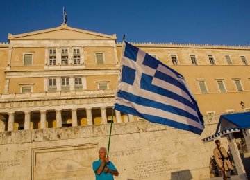 IMF Warns Greece