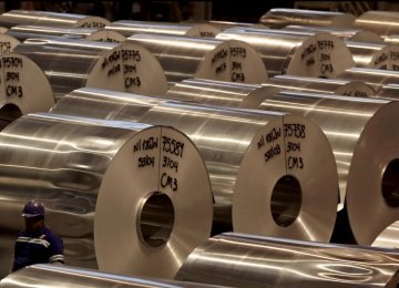 Hindalco Industries, the world’s largest aluminum roller, is to purchase Aleris.