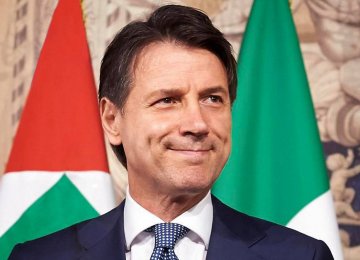 Italy PM Promises to Cut Red Tape 