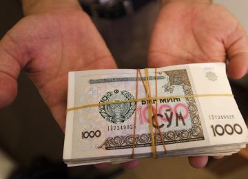 Uzbekistan Liberalizing Forex Markets