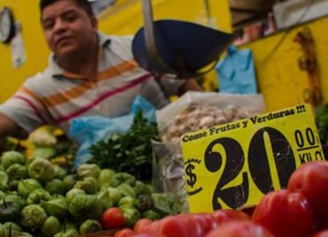 Mexico CB Under Pressure as Inflation Rises