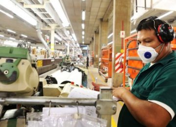 Peru Says Economy to Grow