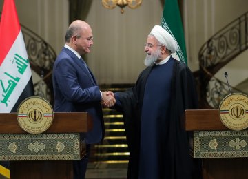 Iran, Iraq Presidents Discuss Expansion of Ties in Tehran