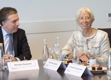 Argentina Says Making Progress in IMF Talks