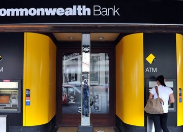 Australia’s Biggest Bank Vows to Fight Class Action