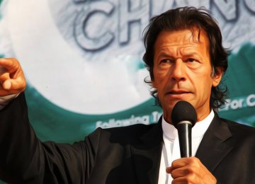 Imran Khan Says Economic Revival a Priority