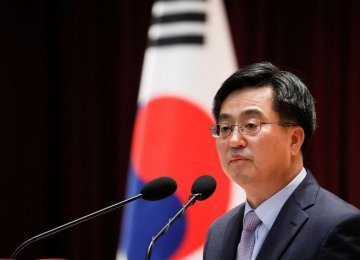 South Korea Minister Vows 3% Growth