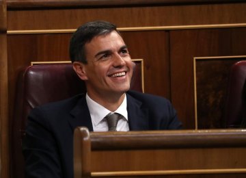 Spain Government Faces Budget Revolt