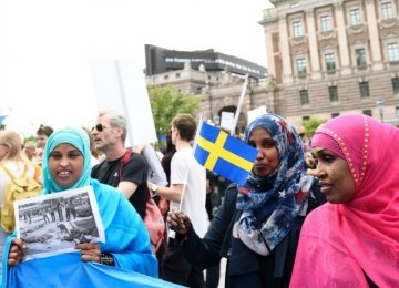 Sweden Says Migrant Influx Hurting Economy  
