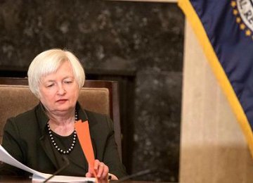 Yellen Signals More Rate Hikes