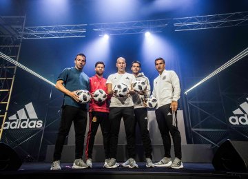 From left: Alessandro Del Piero, Xabi Alonso, Zinedine Zidane, Kaka and Lukas Podolski with the new ball at the ceremony.