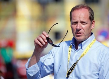 Tour de France Director Calls for Calm After Alpe d’Huez Incidents