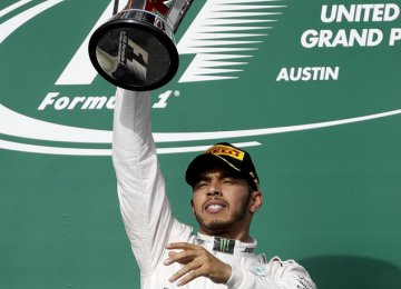 Hamilton in Hunt for 4th F1 Title