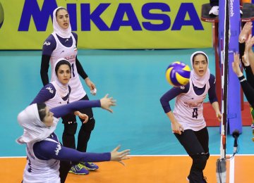  As the Iranians remained in superb form with improved defense, Australia suffered a sudden drop from its best.