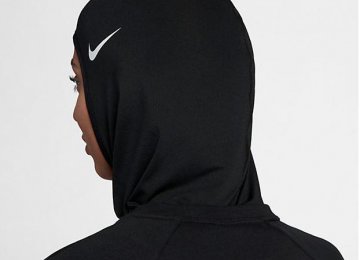Nike Releases Hijab for Muslim Athletes