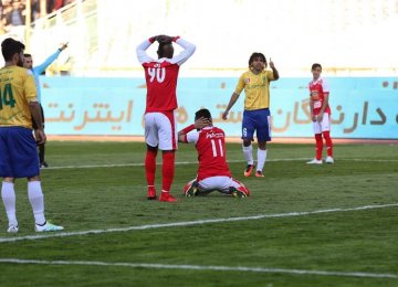 Sanat Naft Abadan Eliminates Persepolis in Hazfi Cup