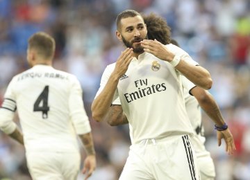 Benzema, Bale Help Real Down AC Milan in Friendly