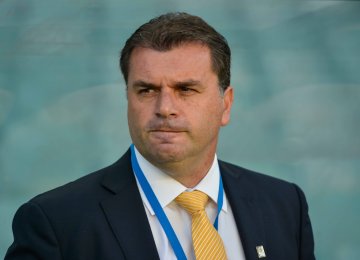 Australia Coach Resigns