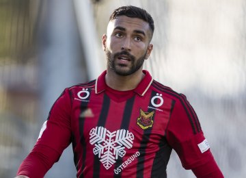 Crystal Palace Joins West Ham, Rivals in Chasing Saman Ghoddos 