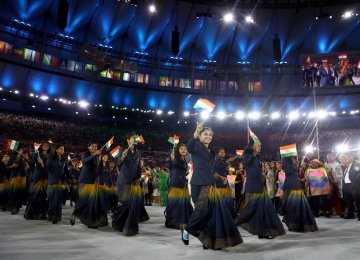 Indian female athletes have worn saris in the past opening ceremonies of the games.